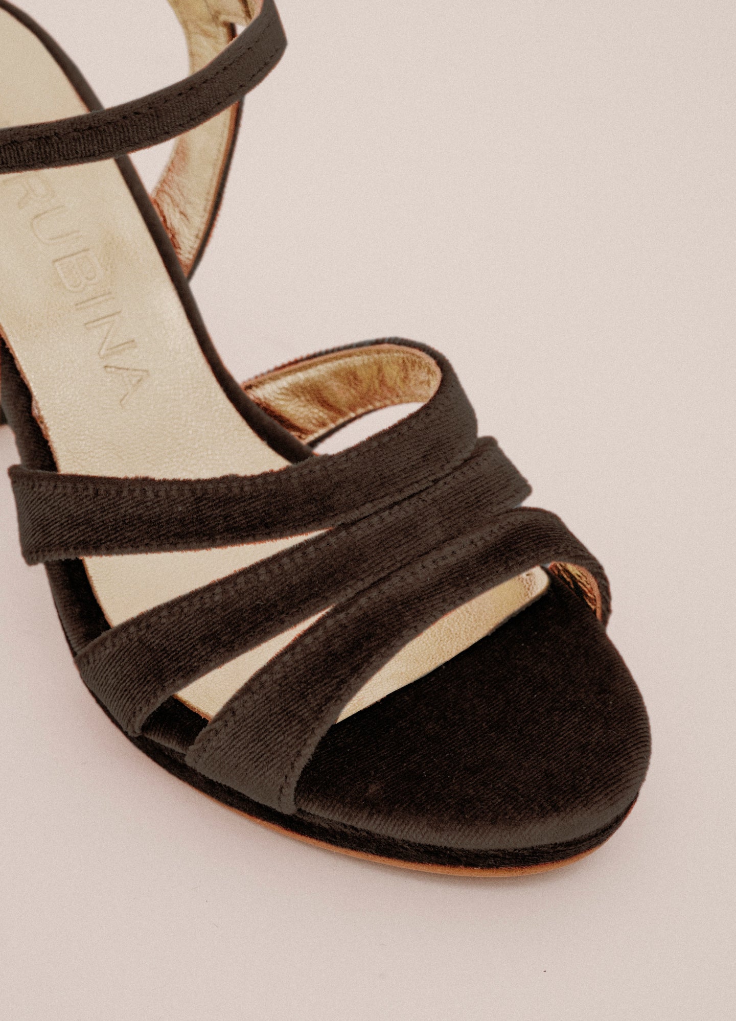 Baltimore velvet sandal