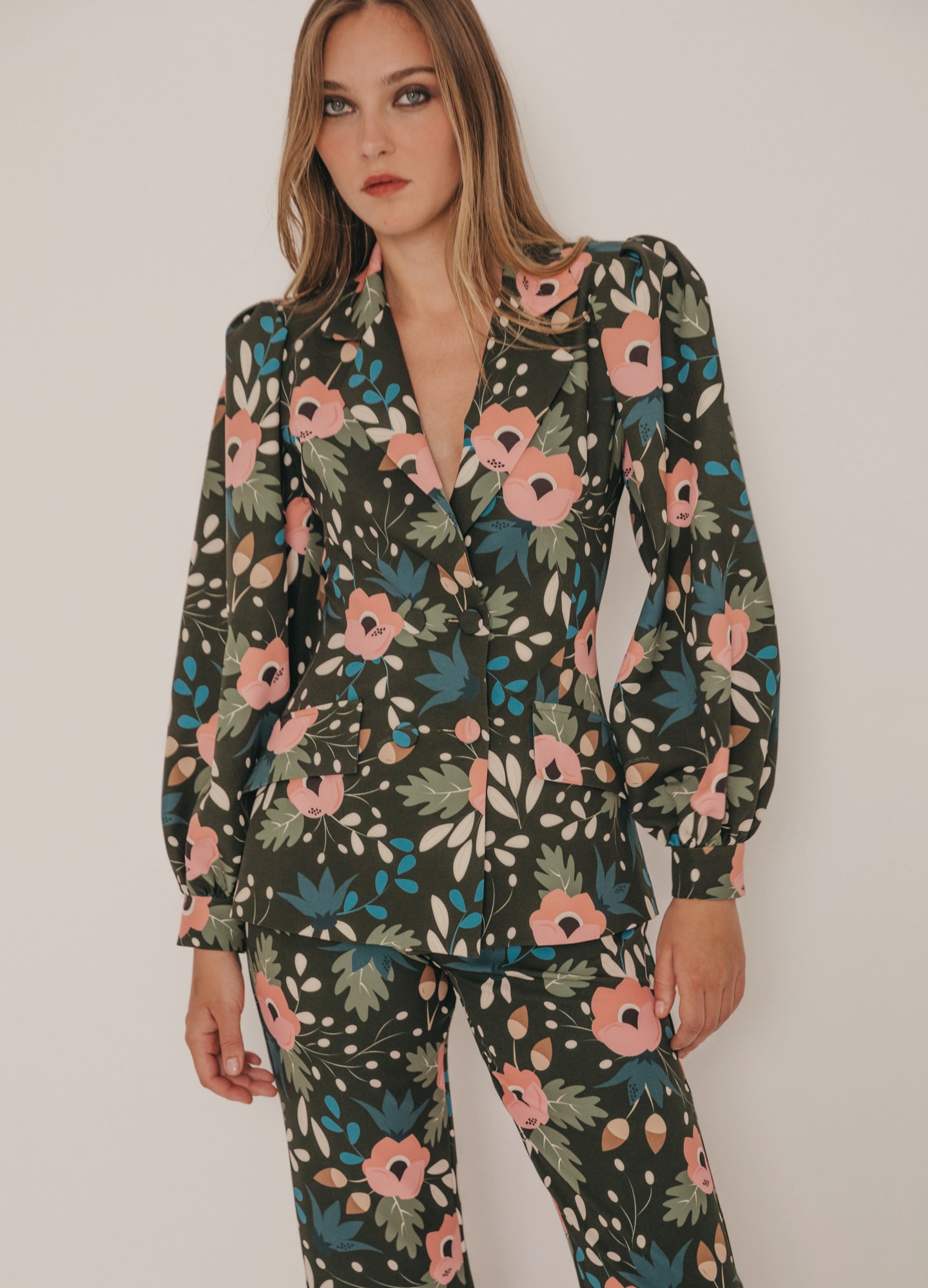 Queline Bush Print Suit jacket